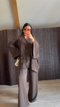 Ensemble japonais marron