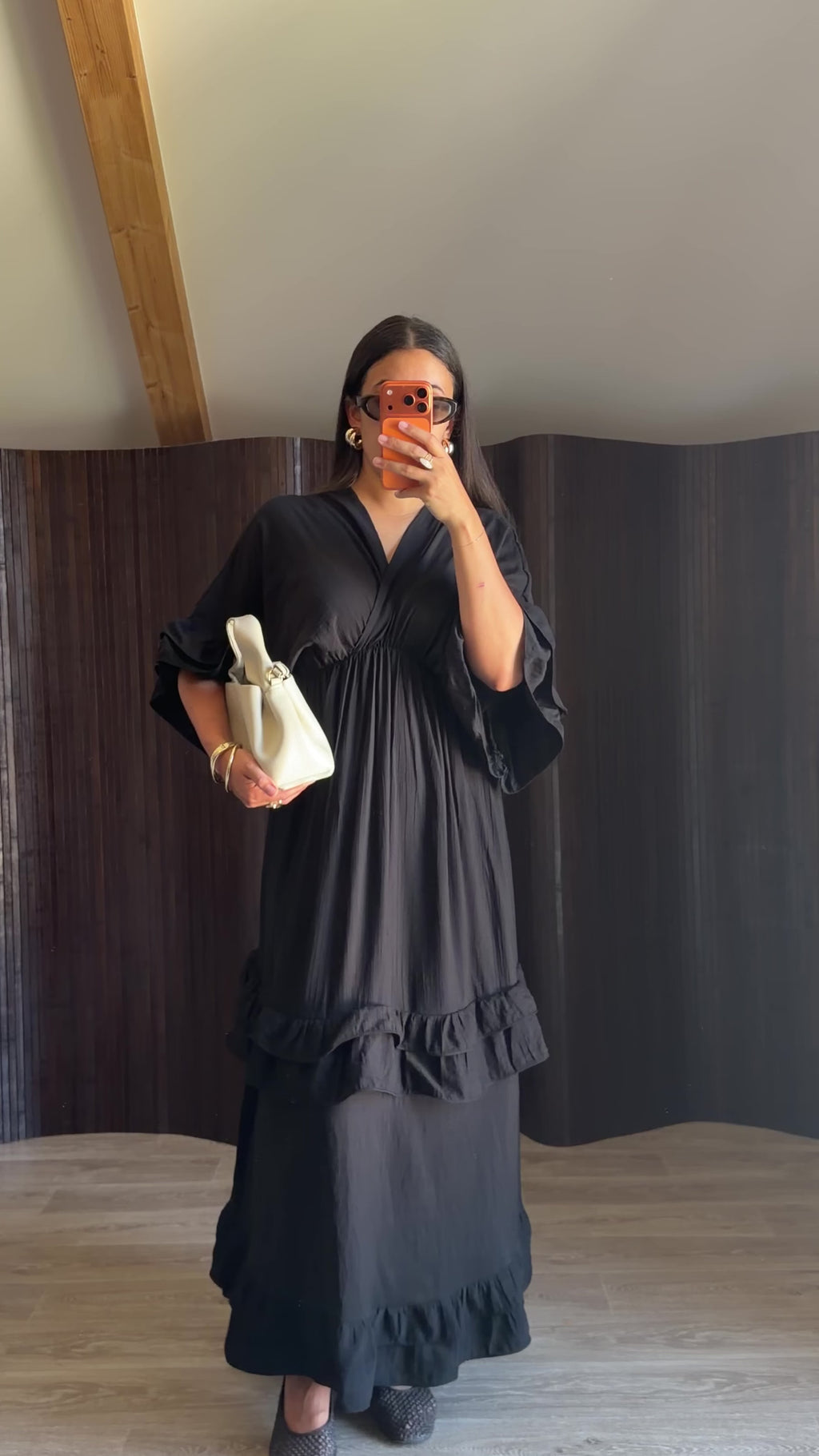 Robe à volant noir