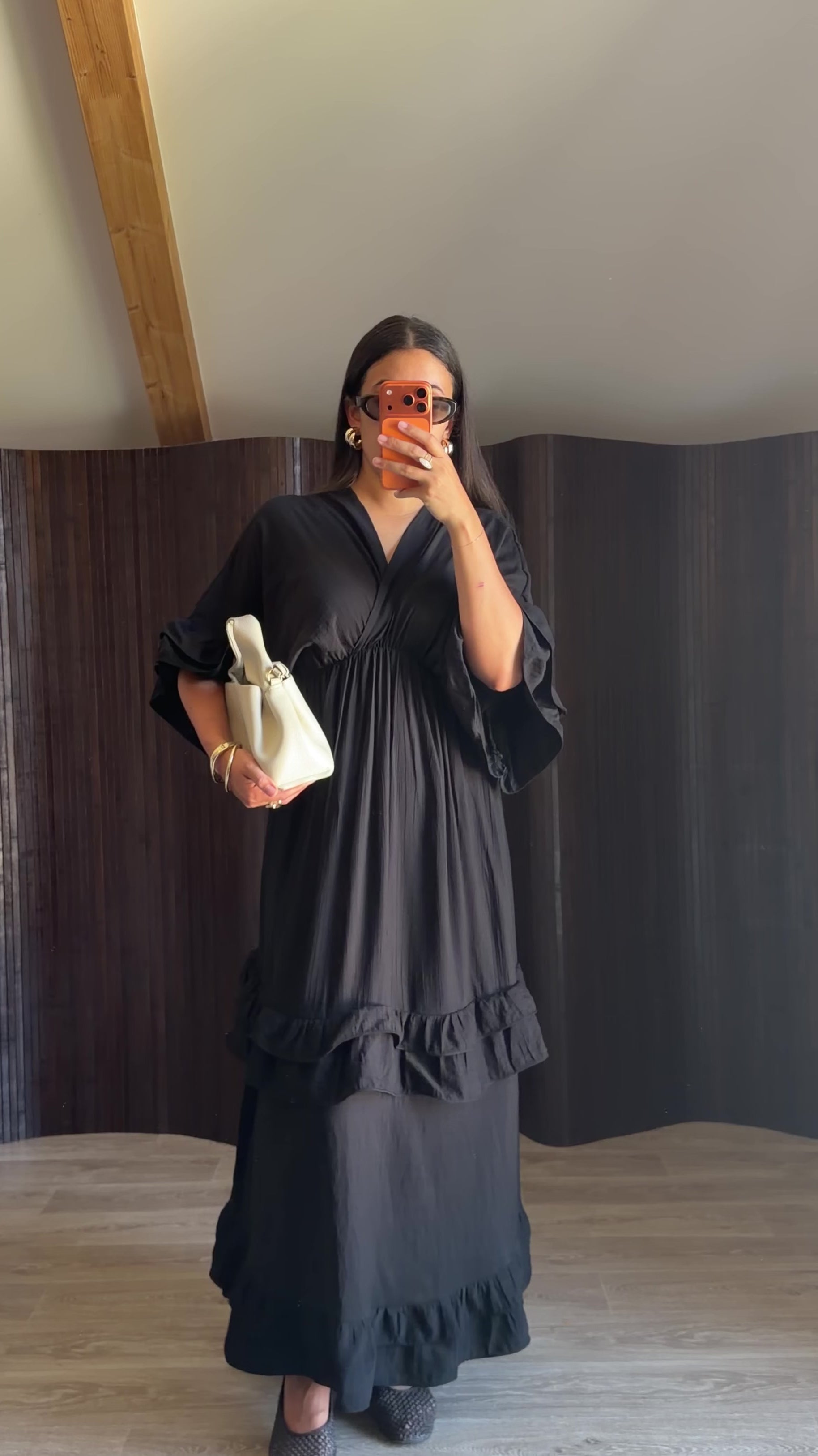 Robe à volant noir